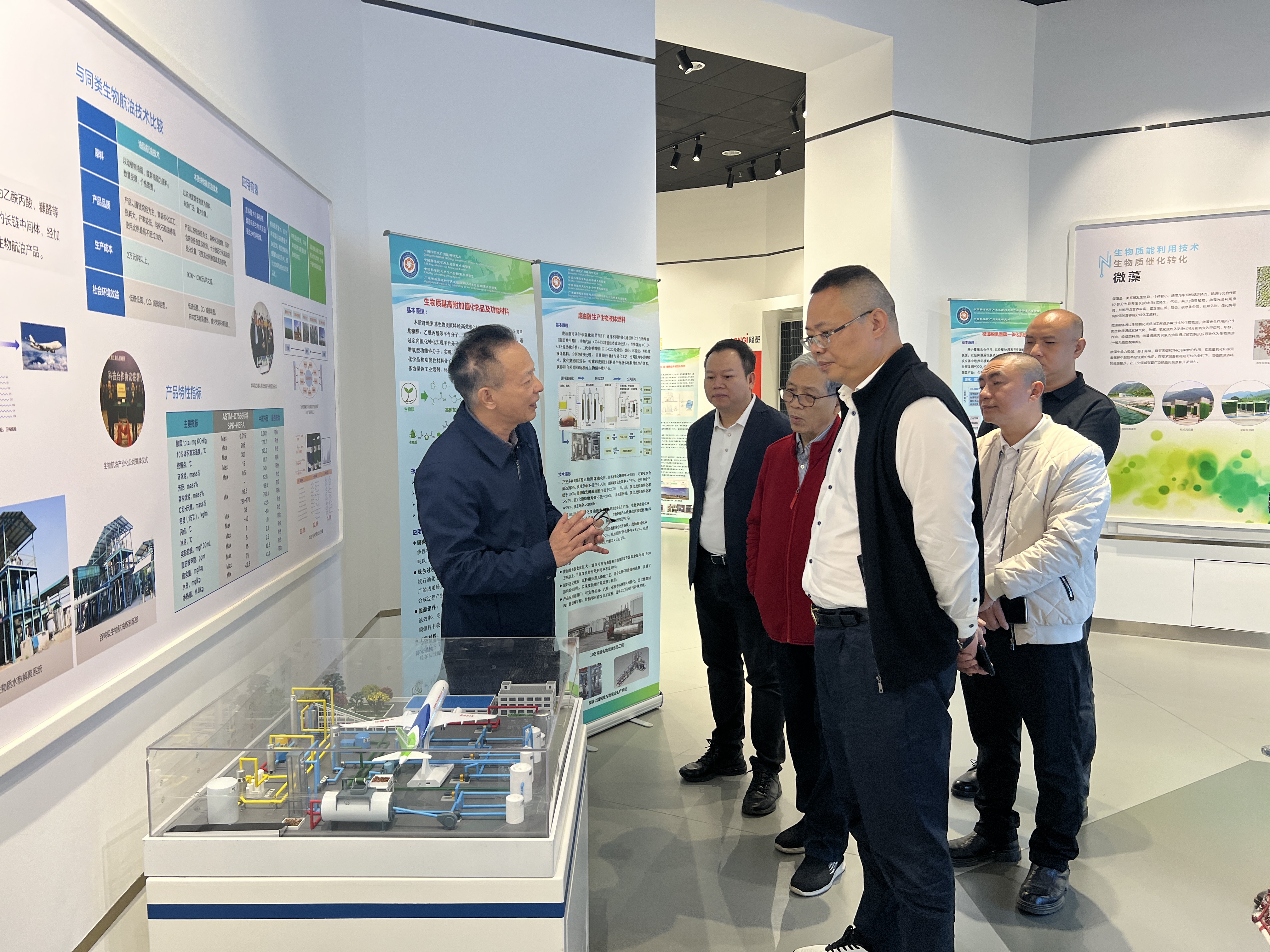 廣東省原中央蘇區(qū)振興發(fā)展促進會會長李新來訪